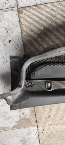 Решітка двірників A1698300013 MERCEDES