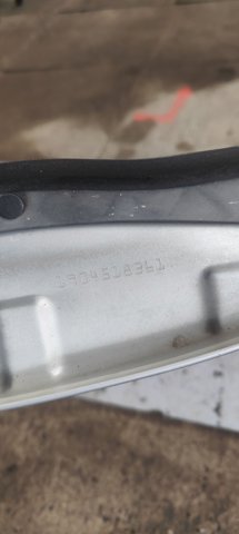 Переднє ліве крило A1698800518 MERCEDES