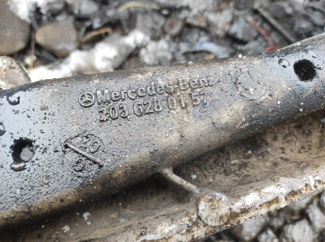 Підрамник передньої підвіски A2036280157 MERCEDES