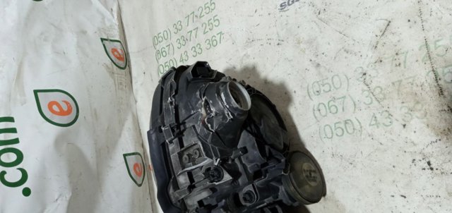 Фара передня права A2038200261 MERCEDES
