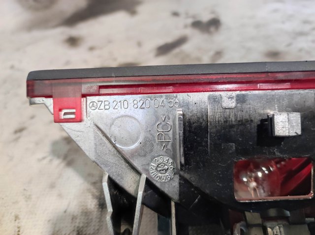 Стоп-сигнал A2108200456 MERCEDES