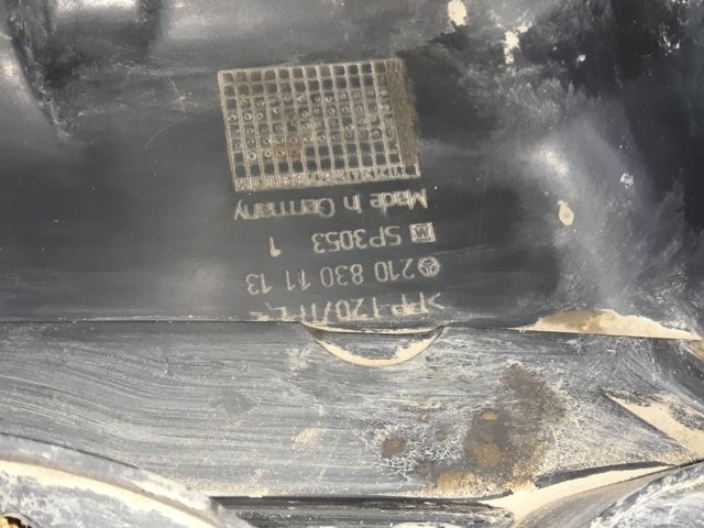 Водостік лобового скла, жабо A2108301113 MERCEDES