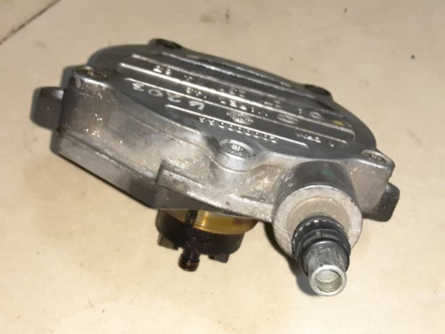 Насос вакуумний A2712300465 MERCEDES