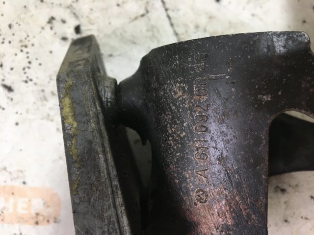 Хомут корпусу паливного фільтра A6110920040 MERCEDES