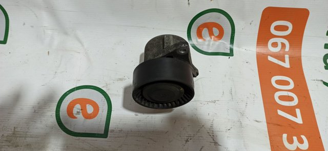 Натяжна планка поліклинового ременя A6112000370 MERCEDES