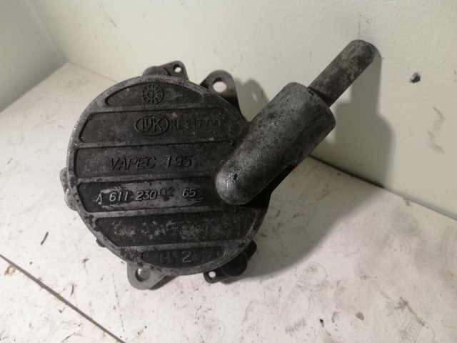 Насос вакуумний A6112300265 MERCEDES