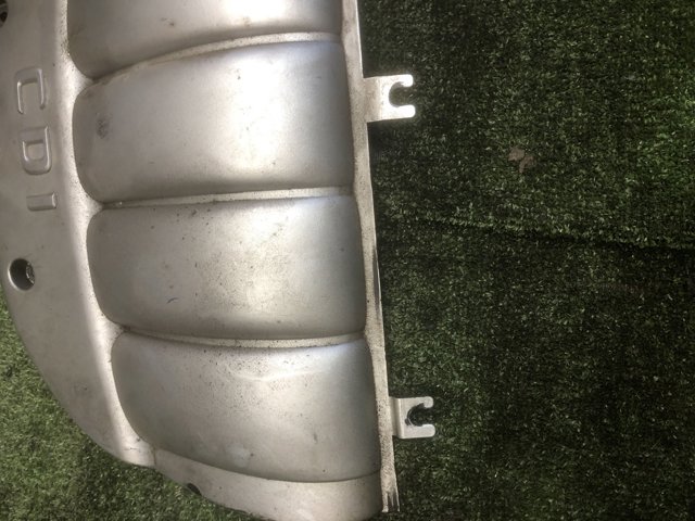 Кришка двигуна декоративна A6120100767 MERCEDES