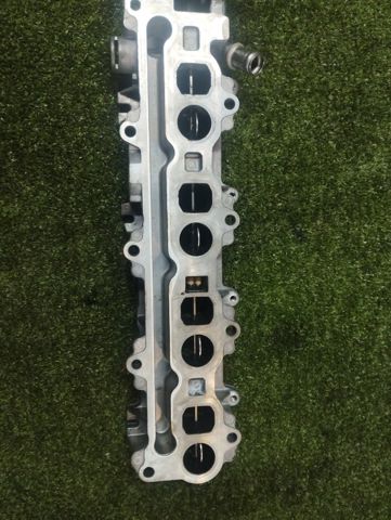 Колектор впускний A6400900337 MERCEDES