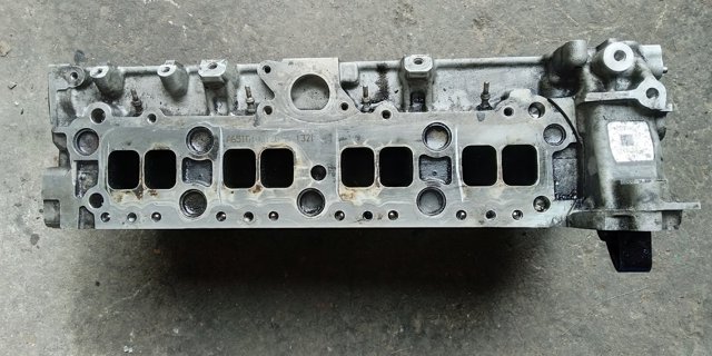 Головка циліндрів A6510103020 MERCEDES
