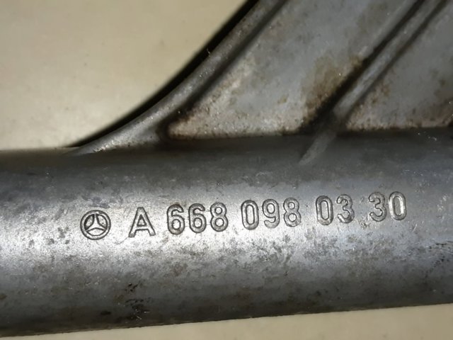 Трубка картера повітряна A6680980330 MERCEDES