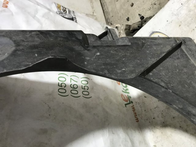 Облицювання рамки радіатора A9065050855 MERCEDES