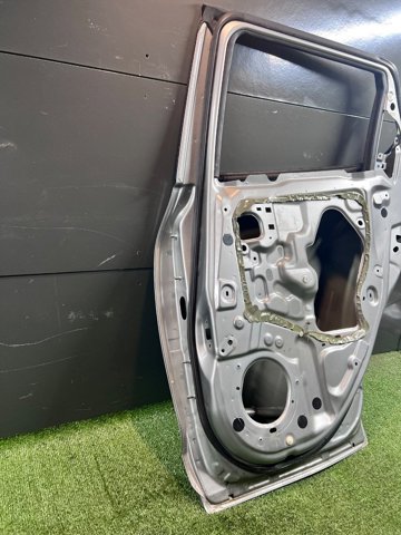 Двері задні, праві H210M1KAMA NISSAN