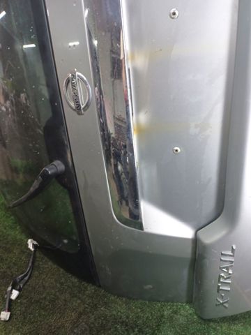 Двері багажника K010MJG4EA NISSAN