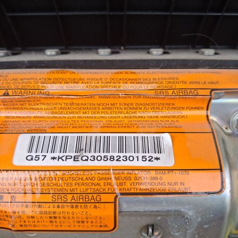 Подушка безпеки пасажира K851EEQ300 NISSAN