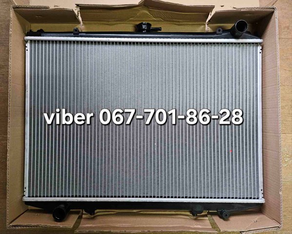 Радіатор 2140010G00 NISSAN