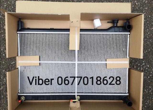 Новий радіатор охолодження двигуна - виробник camury - висока якість 21460-5AA0A
