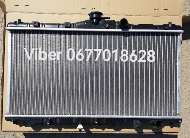 Радиатор охлаждения двигателя 381608-2