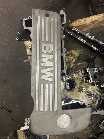 Кришка двигуна декоративна 11147786740 BMW