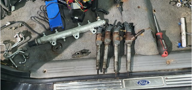 Форсунка інжектора 1449261 FORD