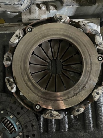 Корзина диска зчеплення 2304A036 MITSUBISHI