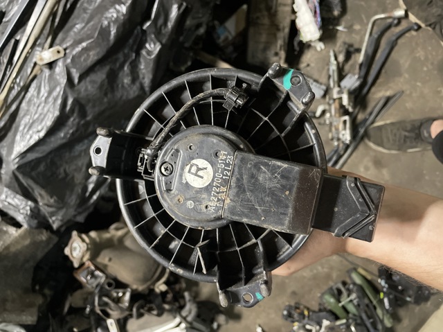 Вентилятор грубки 2727005141 TOYOTA