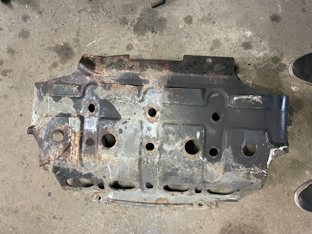 Щит запобіжний 291113E001 HYUNDAI