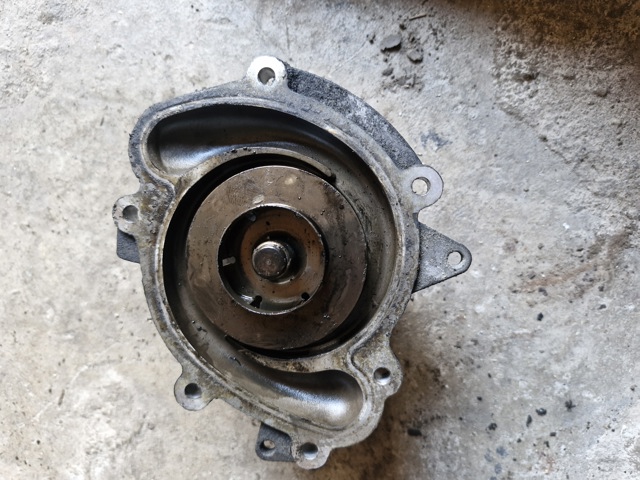 Помпа водяна, (насос) охолодження 5175580AA CHRYSLER