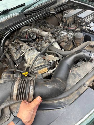 Патрубок повітряний, вихід повітряного фільтра 53013672AD CHRYSLER