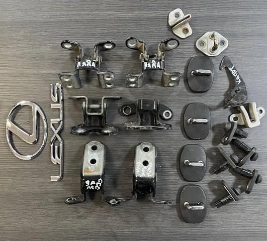 Буфер-відбійник 5-й двері 6940360011 TOYOTA