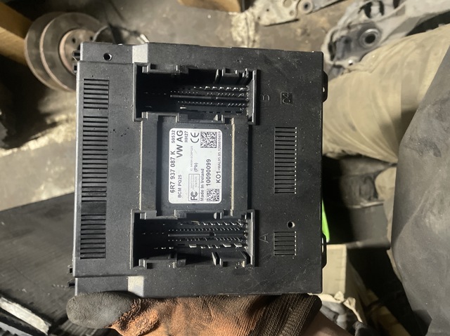 Блок управління комфорту 6R7937087M VAG