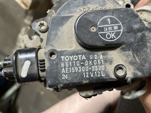 Мотор двірника 851100K051 TOYOTA