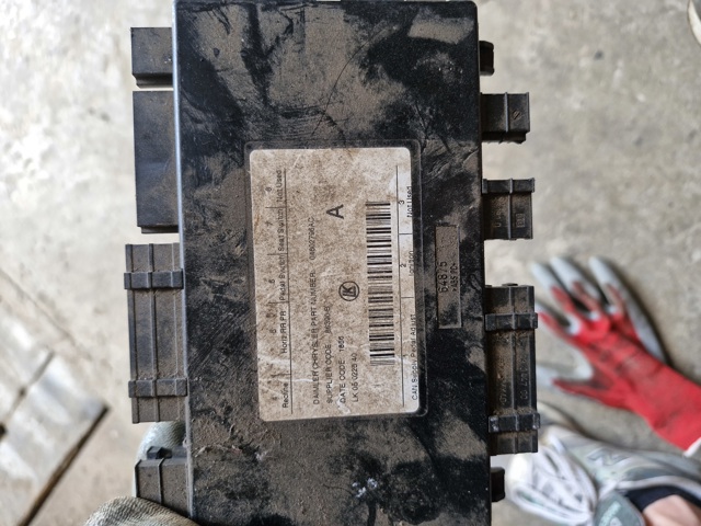 86390B Chrysler