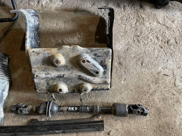 Вал рульової колонки, нижній MR113004 MITSUBISHI