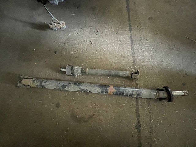 Кардан передній MR580626 MITSUBISHI