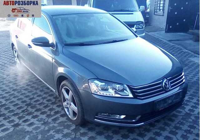 Цапфа права 3C0505434K VAG
