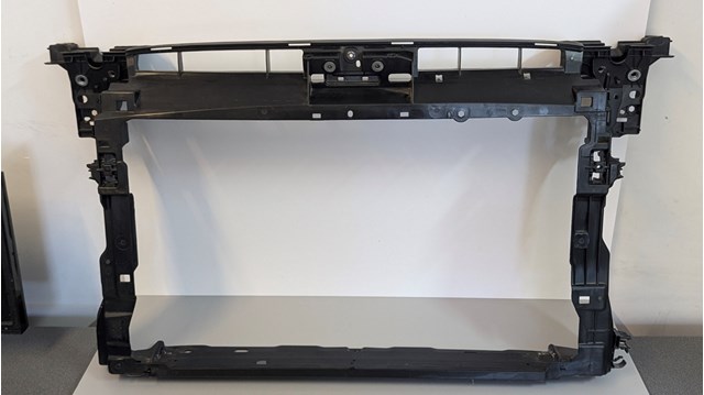 Супорт радіатора в зборі/монтажна панель кріплення фар 3G8805588AA VAG
