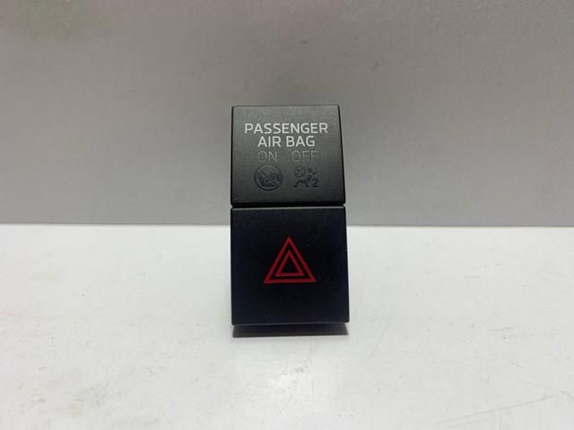 Кнопка аварійної сигналізації 3V0953507 VAG