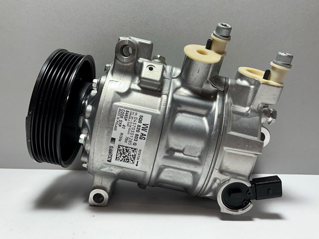 Компресор системи кондиціювання 5C0820803B VAG