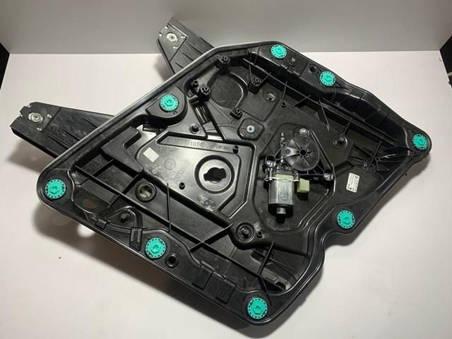 Мотор склопідйомника дверей передніх, лівих 5Q0959801A PORSCHE