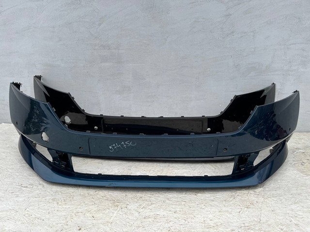 Кожух бампера переднього 6V0807221F VAG