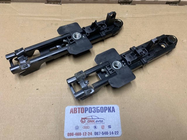Регулятор висоти ременя безпеки передній лівий 8K0857833B VAG
