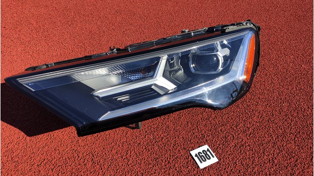 Блок фара ліва 4M0941011B VAG