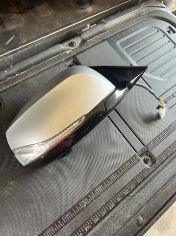 Праве бокове дзеркало 963015UB3A NISSAN