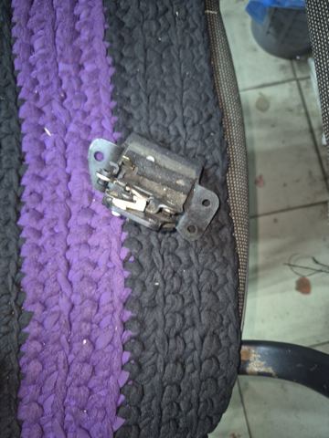 Замок кришки багажника 812301F000 HYUNDAI