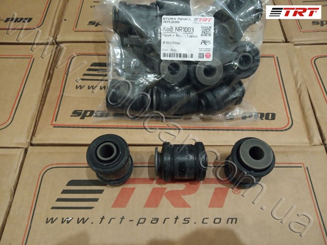 Сайлентблок переднього нижнього важеля NR1003 TRT