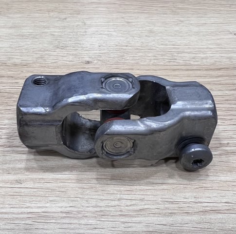Рульовий кардан нижній FR3Z3N725B FORD