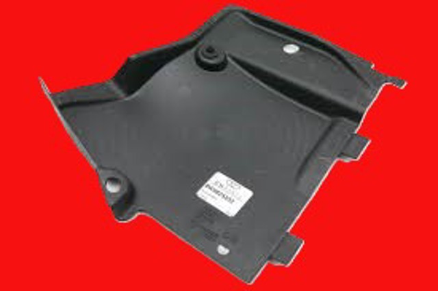 Захист днища передній правий 8W0825202 VAG