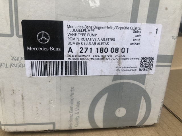 Помпа масляна A2711800801 MERCEDES