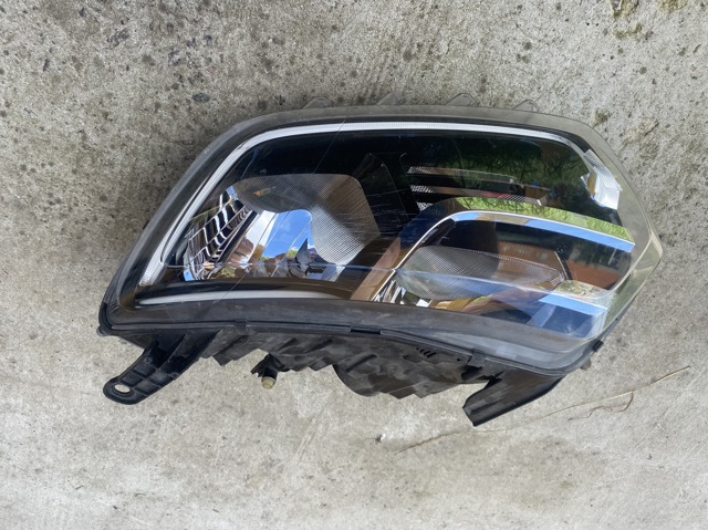 Оптика 260608473R RENAULT