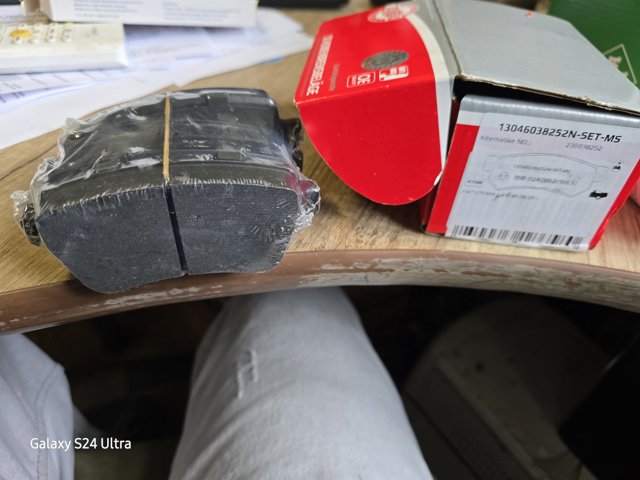 Колодки гальмівні задні, дискові 13046038252NSETMS MASTER-SPORT